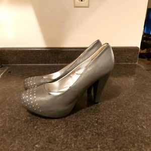 Size 10 heels